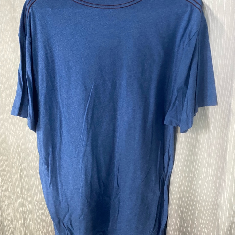 RVCA Shirt - Picture 2 of 3